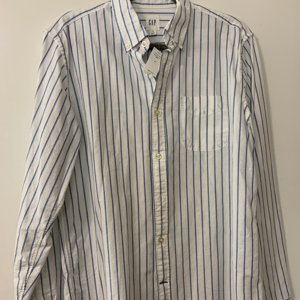 Gap Long Sleeve Button Down Shirt